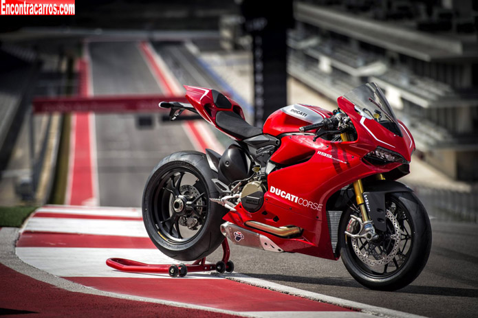 ducati panigale 1199 r