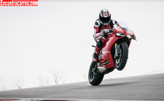 ducati panigale 1199 r