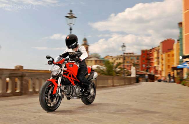 ducati monster 796 2010