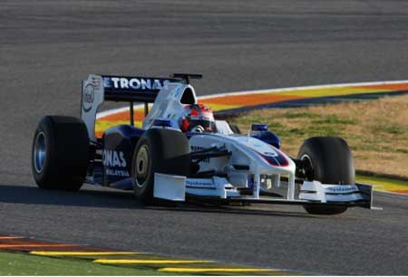 bmw sauber f09, o visual é muito parecido com um carro de GP2