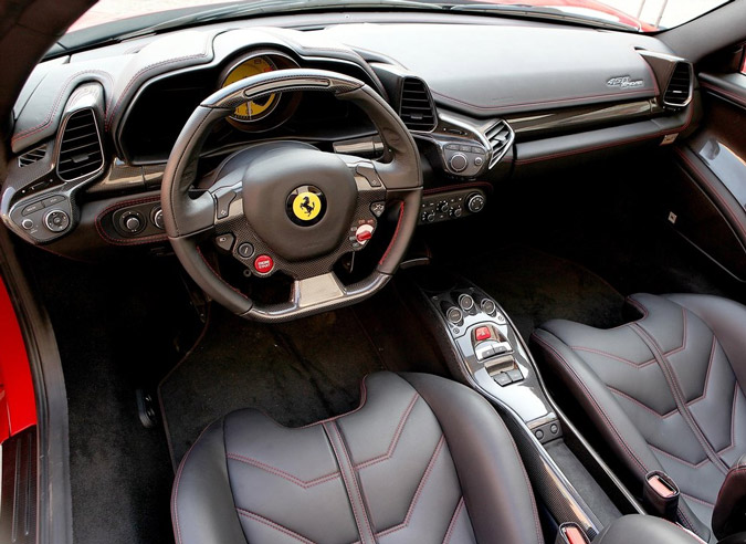 interior ferrari 458 spider