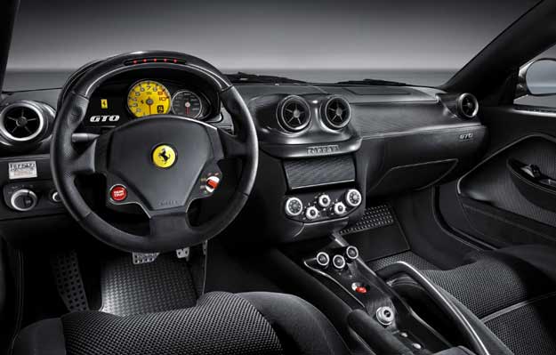 interior ferrari 599 gto