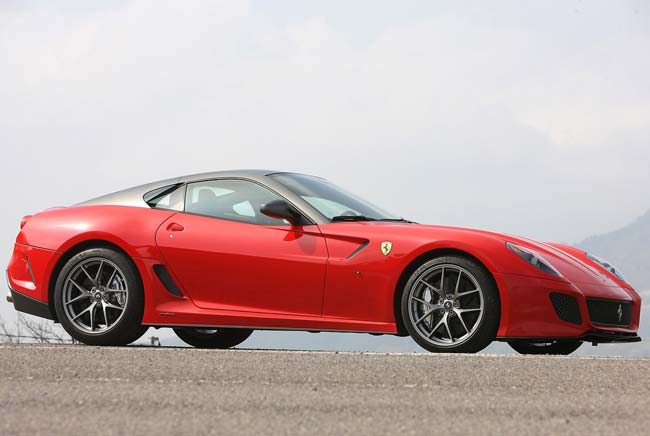 ferrari 599 gto 2010 side view