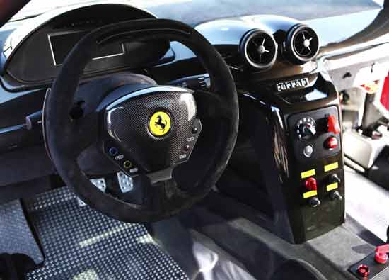 interior ferrari 599xx