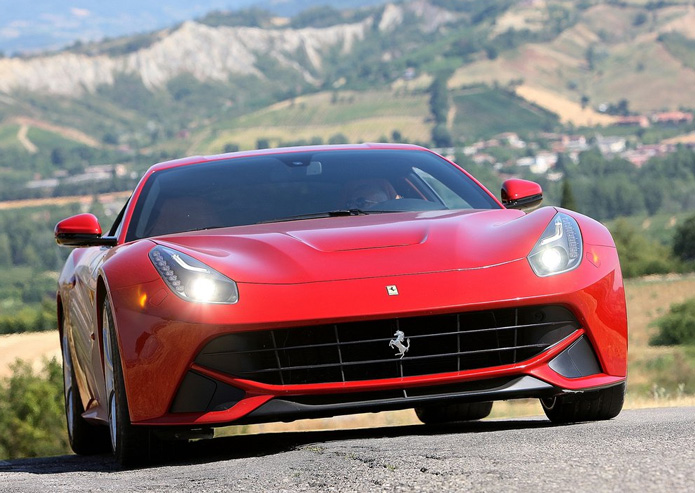 nova ferrari f12 berlinetta