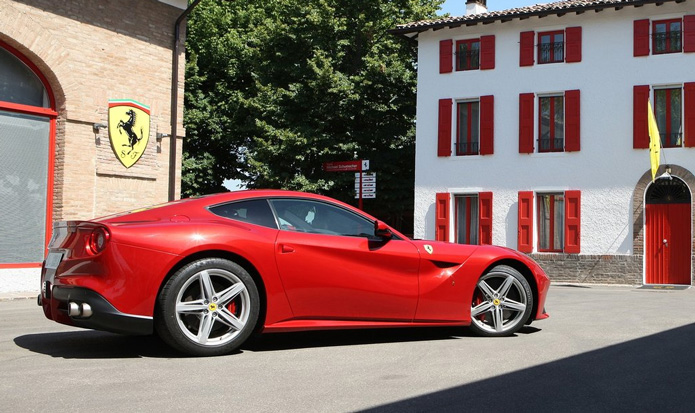 ferrari f12 berlinetta 2012