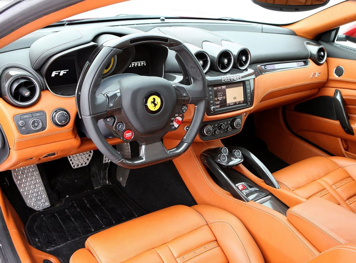 ferrari ff interior painel