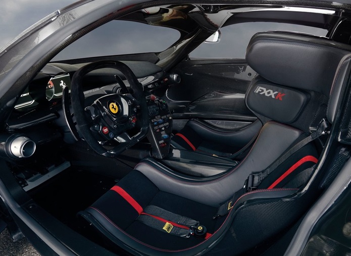 ferrari fxx k interior