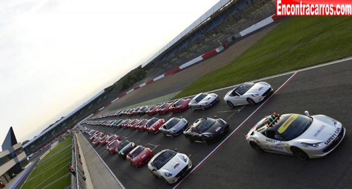 ferrari racing days silverstone