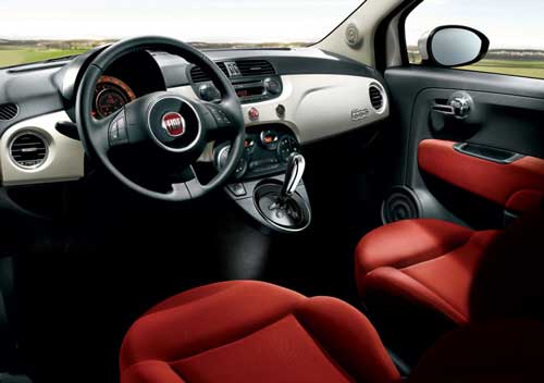 interior fiat 500