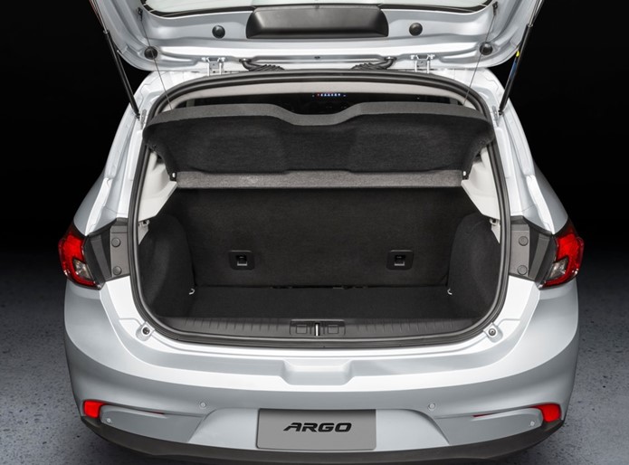 fiat argo porta malas