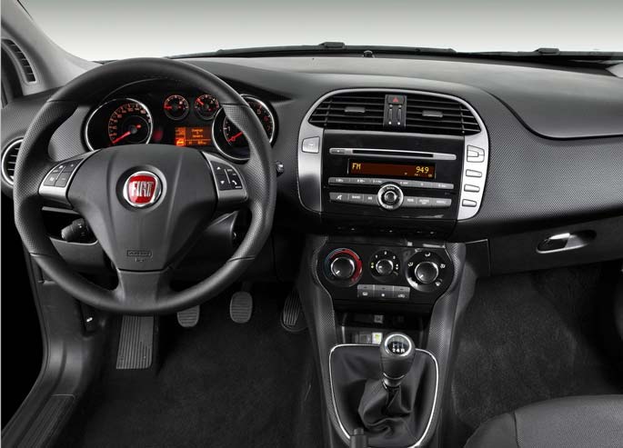 fiat bravo essence interior painel