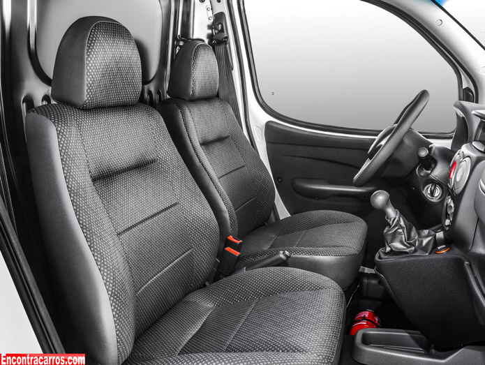 fiat doblo cargo 2014 interior