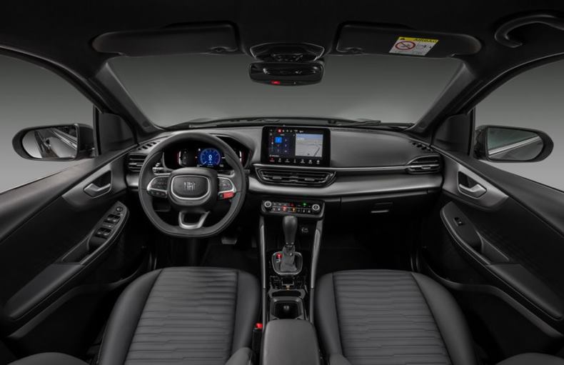 fiat fastback interior