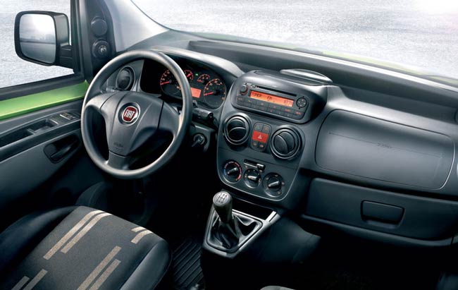 interior Fiat Fiorino Qubo
