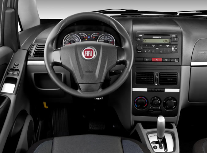 interior fiat idea italia