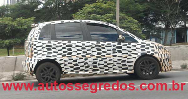 fiat idea sporting 2011 spyphoto