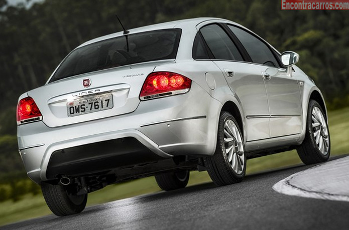 novo fiat linea 2015 brasil traseira