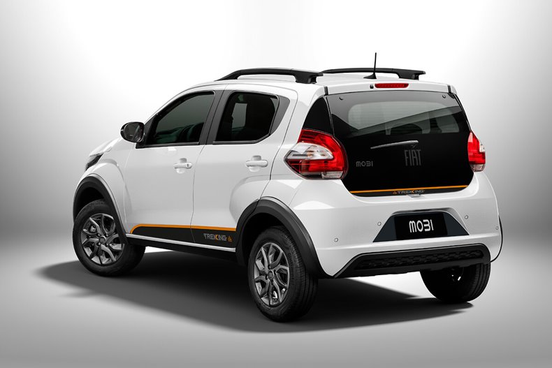 fiat mobi trekking traseira 2024