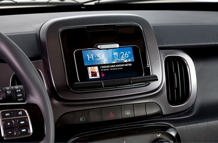 fiat mobi live on sistema multi-mídia