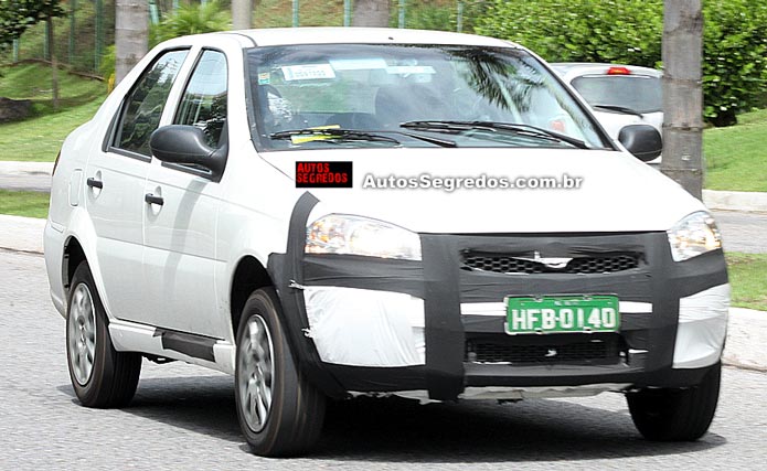 fiat siena el 2013 flagra