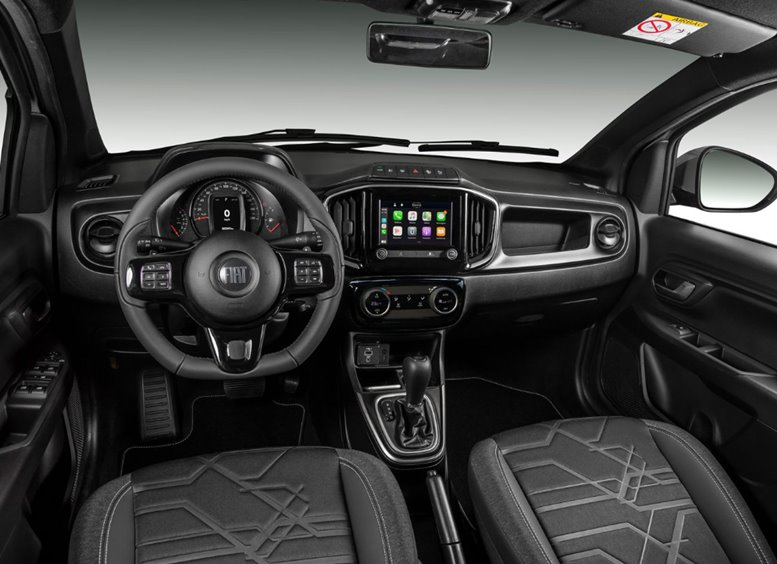 fiat strada 2023 interior