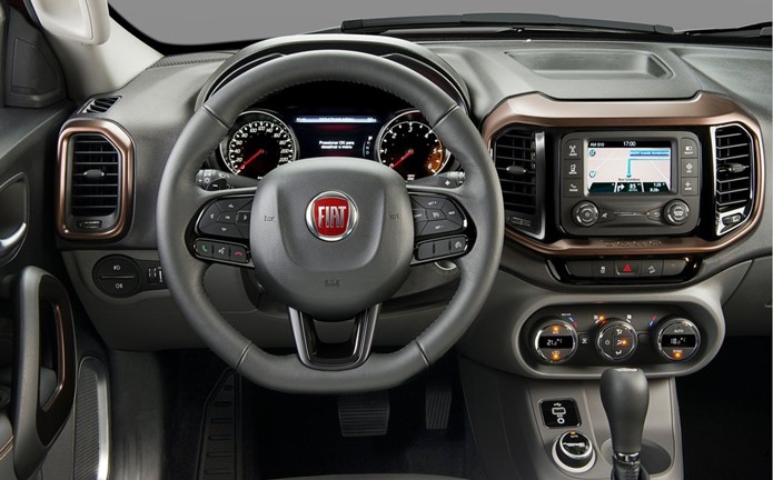 fiat toro interior