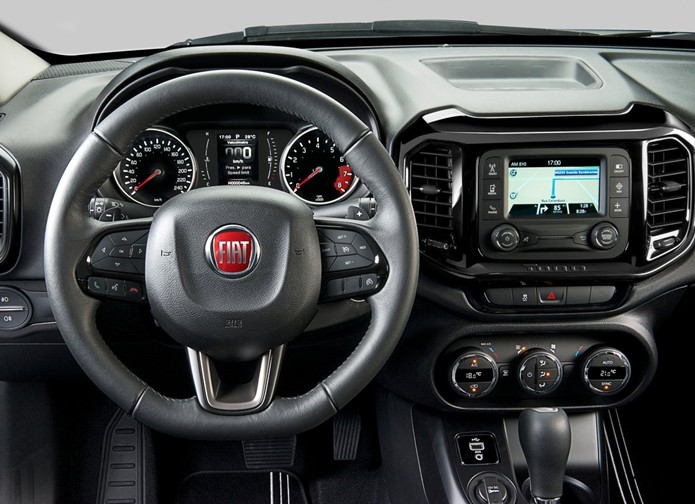 fiat toro interior painel