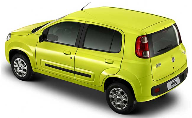 novo fiat uno attractive 2011 traseira