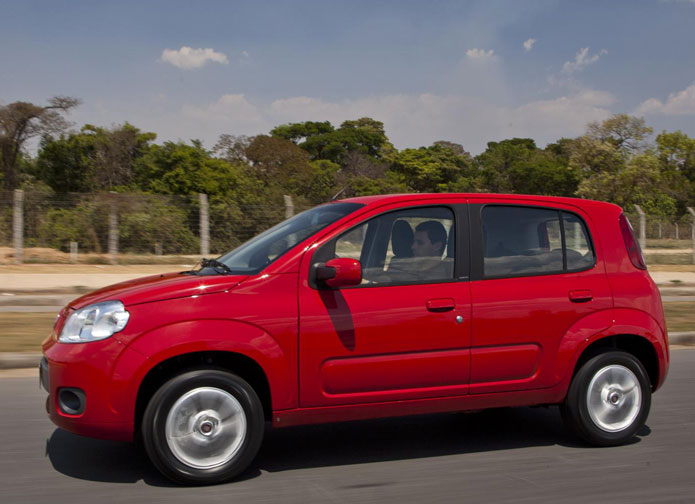 fiat novo uno economy 1.4 2013