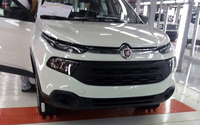 nova fiat toro 2017