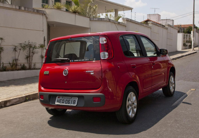 fiat novo uno economy 2012