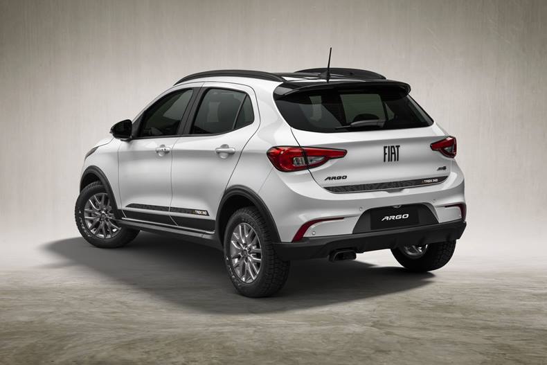 fiat argo 2022 trekking traseira