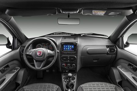 fiat strada adventure 2019 interior painel