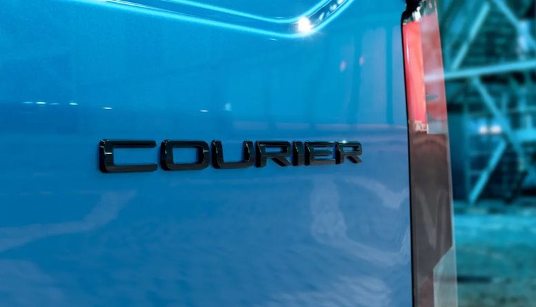 ford transit courier 2023