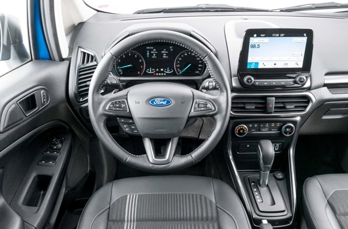 ford ecosport 2018 interior painel