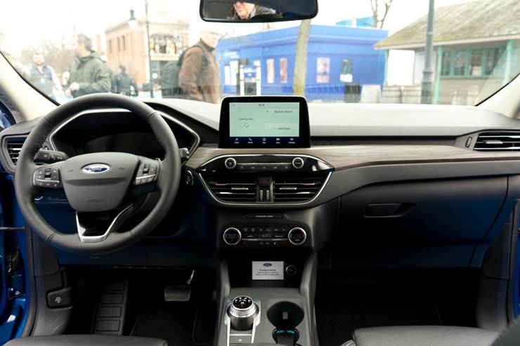 ford escape 2021 interior painel