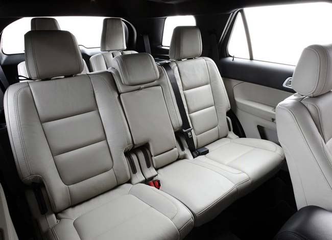 interior novo ford explorer 2011