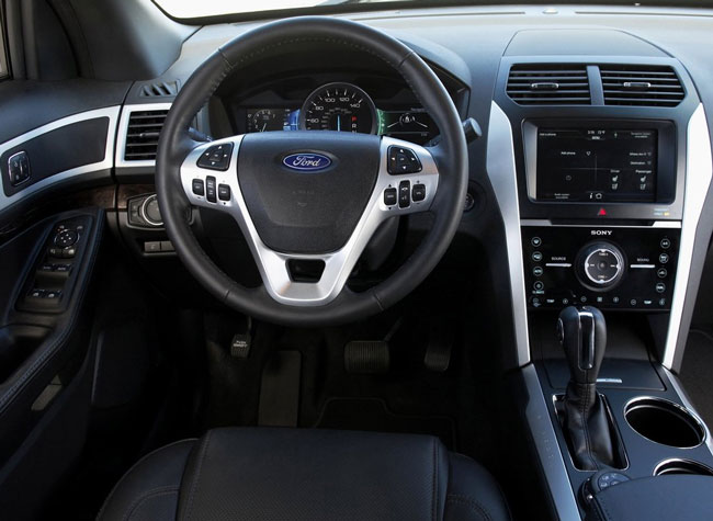 interior ford explorer sport 2013