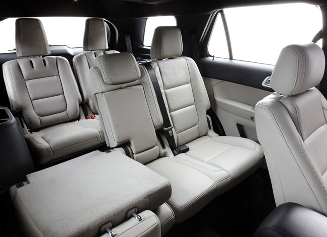 interior ford explorer sport