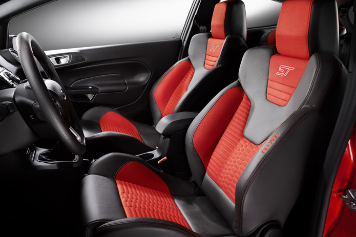 interior fiesta st 2012