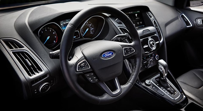 ford focus fastback titanium 2016 interior