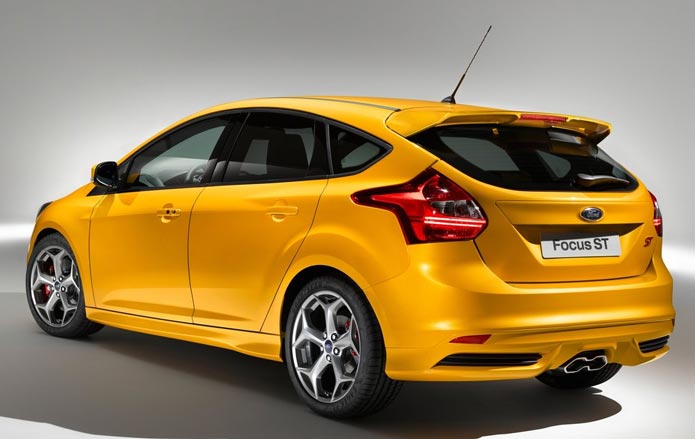 ford focus 2012 2013 traseira