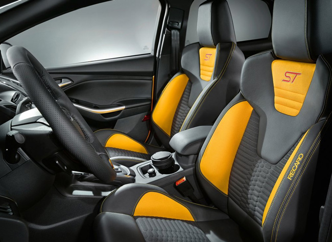 interior focus st 2013