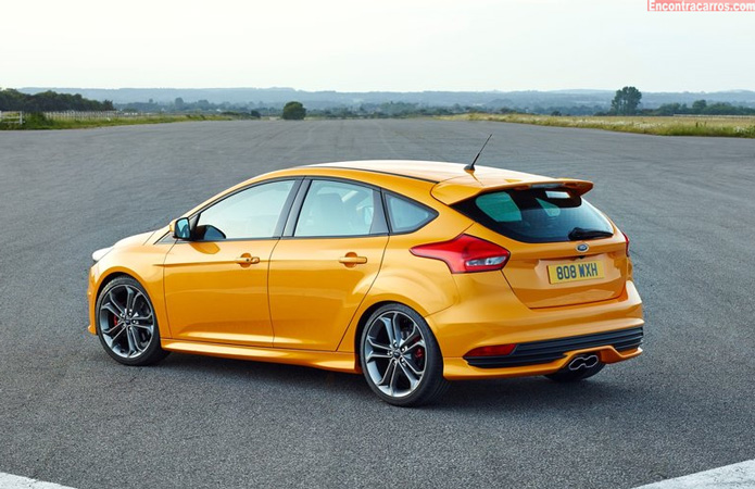 ford focus st 2015