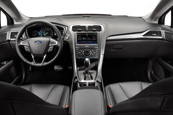 interior novo fusion 2013