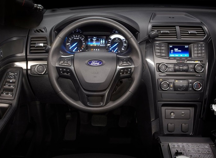 ford police interceptor 2015 interior