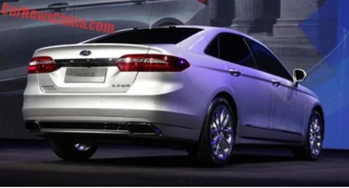 ford taurus 2016