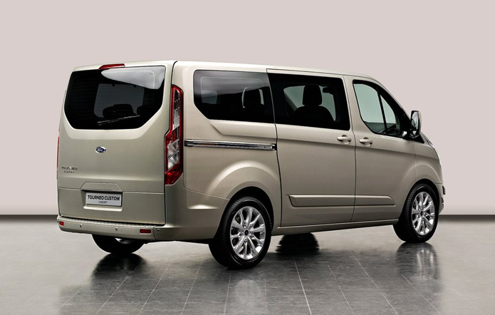 nova ford transit