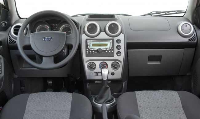 Ford Fiesta 2010 interior